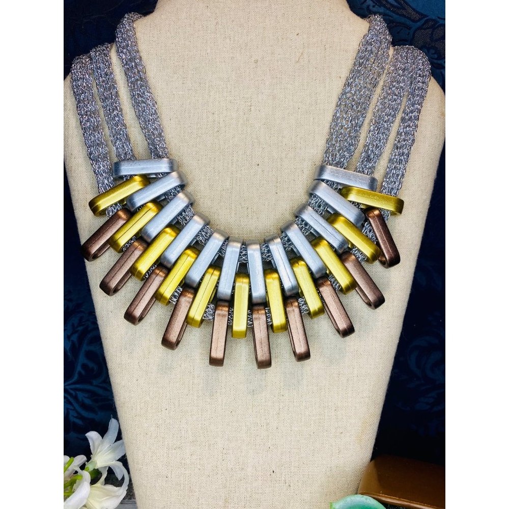 Multilayer Geometric Statement Necklace - Picture 8 of 8